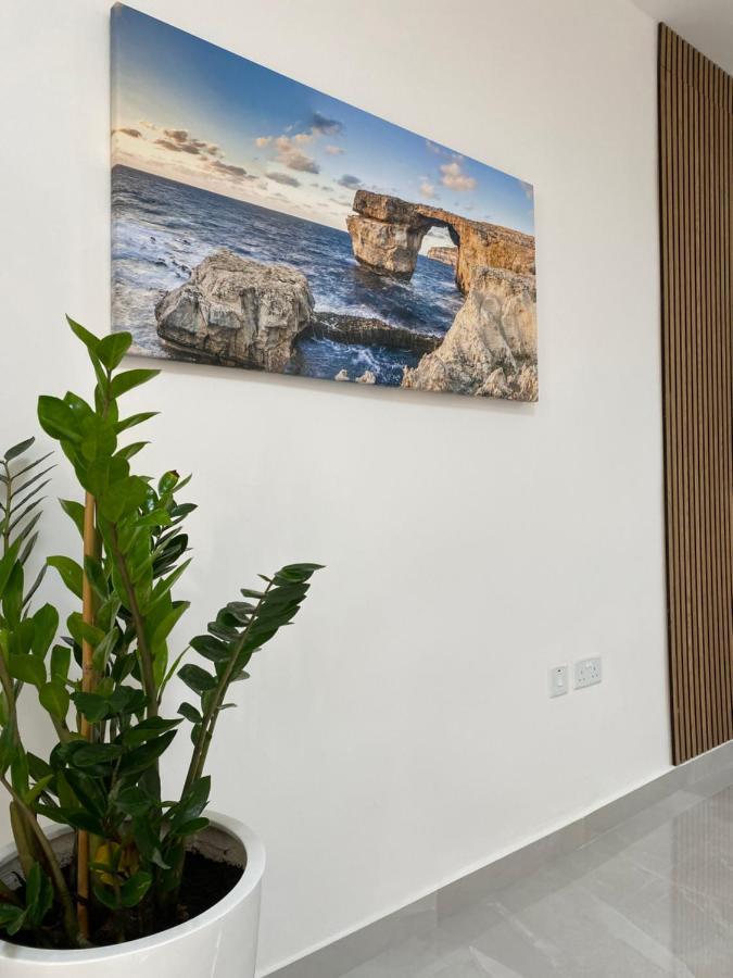 Seaside Apartment In グジラ エクステリア 写真